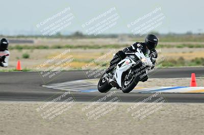 media/Apr-18-2025-TrackDaz (Fri) [[45f5874c44]]/C Group/Session 1 (Turn 7)/